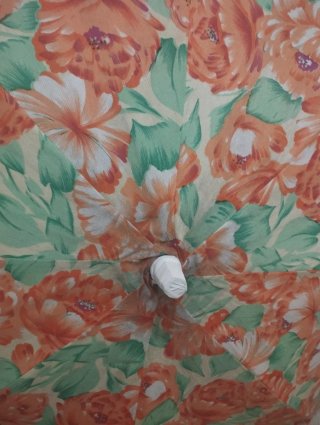 Sombrilla de playa floral