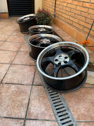 2 Llantas 17 Negro/Plata