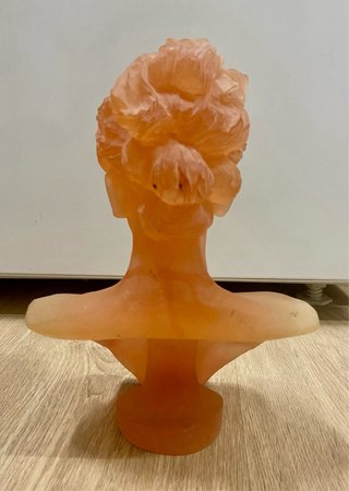 Busto decorativo mujer resina