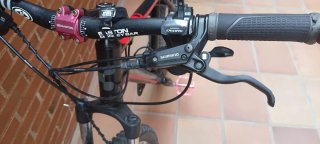 Bicicleta de montaña Cube