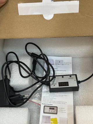 Resina UV SUNLU Caixa curata, rotativa 405 nm