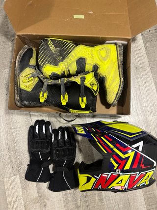 Casco y guantes enduro motocross Talla M