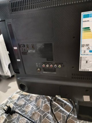 TV Samsung 28 Negra