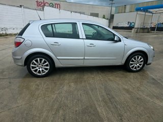 Opel Astra 2006