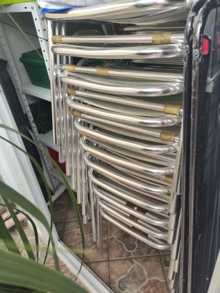 Sillas de aluminio apilables