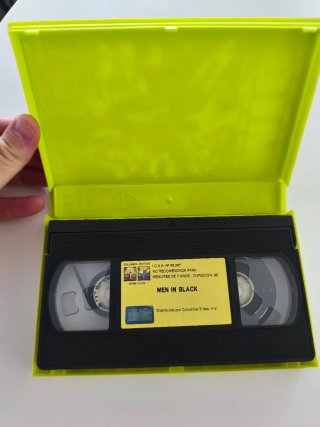 Película VHS MIB Men In Black