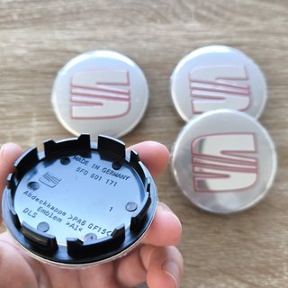 TAPABUJES SEAT 56mm PLATA - EMBLEMA LLANTAS SEAT
