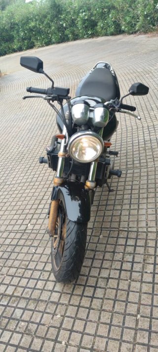 Honda CB600 Hornet. Año 2000-43.000 km