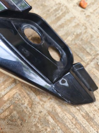 Plásticos Benelli BN 125 Negro/Rojo