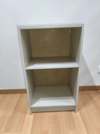 Mesita de noche beige