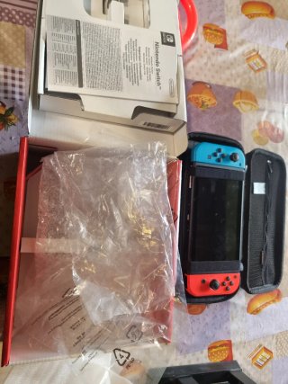 Nintendo Switch Completo con Accesorios