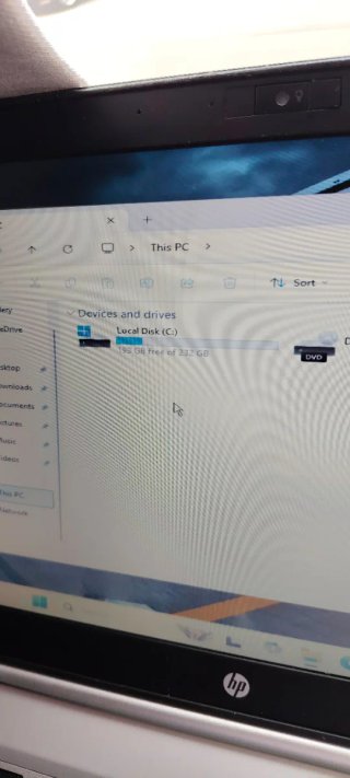 HP Elitbook i5 8GB RAM 250GB SSD