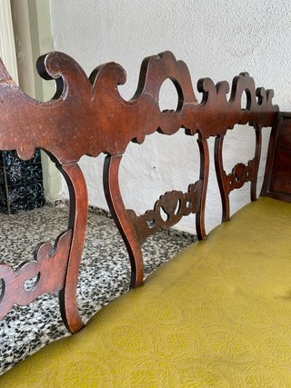 Sofá antiguo recibidor madera y piel