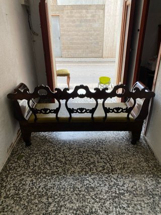 Sofá antiguo recibidor madera y piel