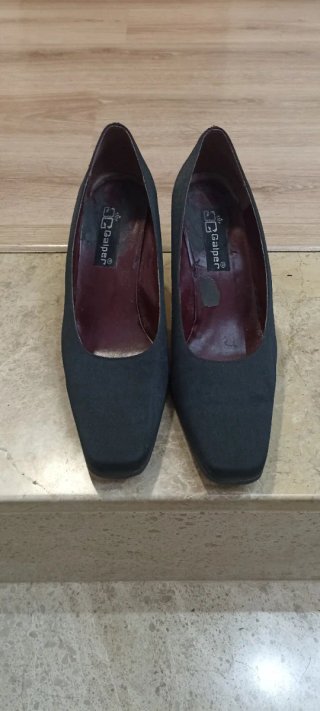 Zapato salón satén negro talla 41