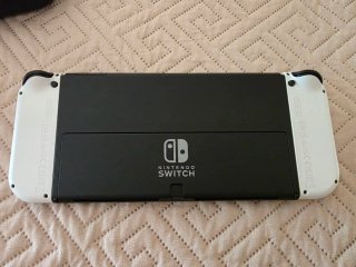 Nintendo Switch OLED Blanca + Funda + MicroSD