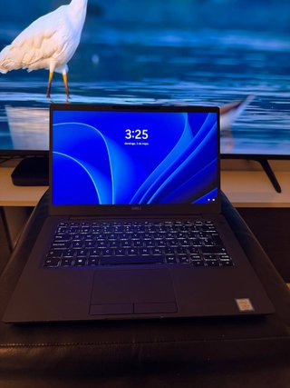 Ordenador portátil DELL I5 8 GENERACIÓN