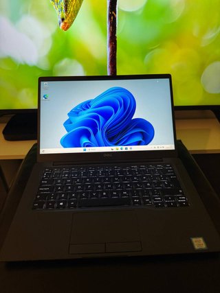 Ordenador portátil DELL I5 8 GENERACIÓN