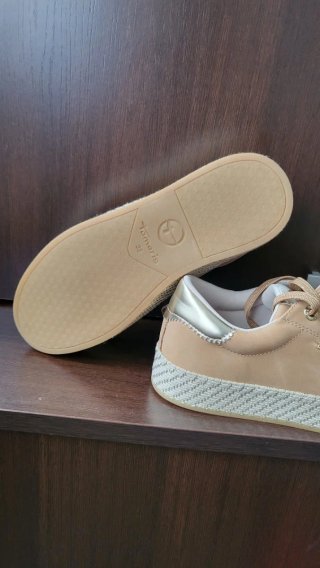 Zapatillas Tamaris Beige y Dorado Mujer