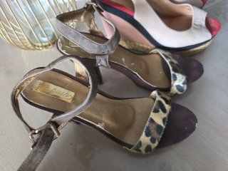 3 Pares Zapatos Mujer. 2cuñas y unos tacones