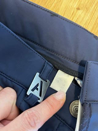 Ropa equitacion, preguntar.