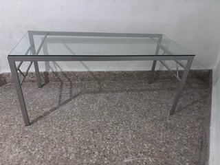 Mesa de centro cristal y aluminio