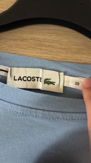 Camiseta Lacoste azul logo bordado Talla S