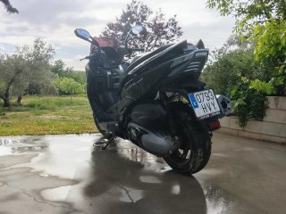 Kymco Xciting 400i Maxi Scooter Negra/Gri 16,000km