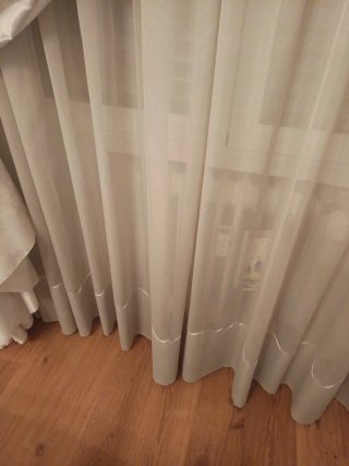 Colcha edredón y cortinas a juego. Marca reig mart