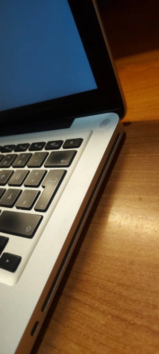 Macbook Pro 2010 (leer anuncio)