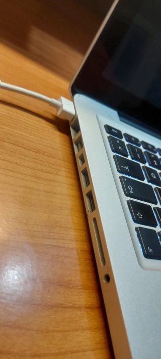 Macbook Pro 2010 (leer anuncio)