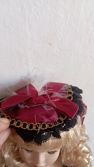 Muñeca de porcelana vintage
