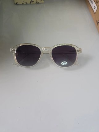 Gafas de sol transparentes