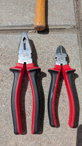 Herramientas manuales: Bellota, Alicate, Martillo+