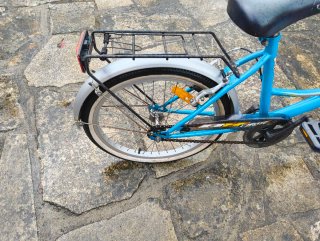 Bicicleta infantil azul