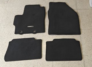 Alfombrillas oficiales Toyota Yaris Nuevas