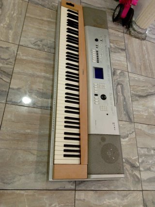Yamaha DGX-620 Teclado Digital