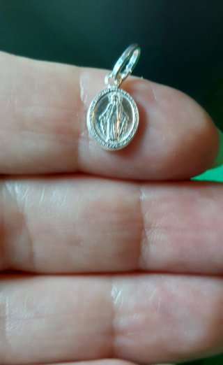 Medalla de la Virgen Milagrosa de Plata de Ley