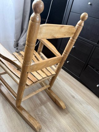 Silla mecedora niño madera Encantadora y atemporel