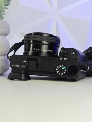 3.700 DISPAROS Cámara Sony A6400 + Lente 16-50mm