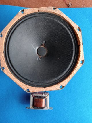 Altavoz Miniwatts con transformador