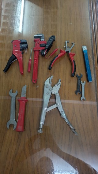 Lote Herramientas Electricidad y Fontanería