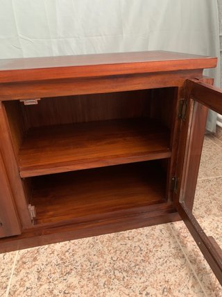 Vitrina Banak Importa Madera y Cristal