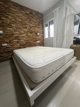 Estructura cama matrimonio madera y metal