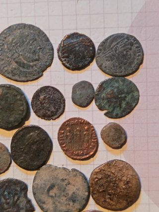 25 monedas antiguas para clasificar