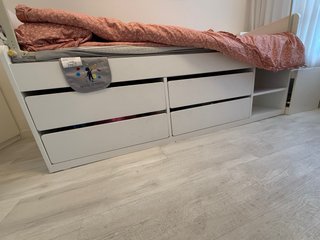 Cama Ikea individual moderna