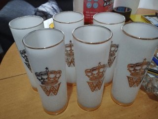 Vasos vintage varios, ámbar, blancos, dorados