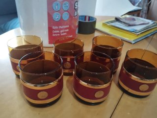 Vasos vintage varios, ámbar, blancos, dorados