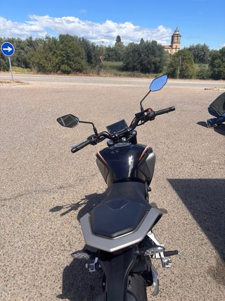 Kove 125cc Negra/Naranja
