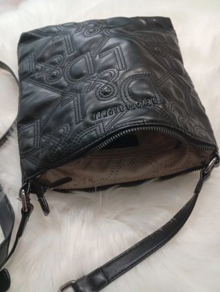 Bolso Negro Devota & Lomba
